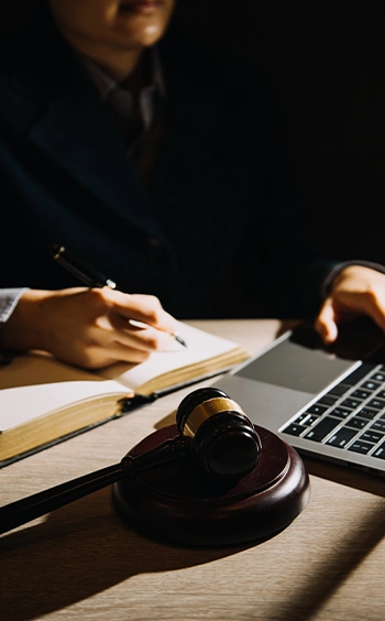 hm-pract-criminal-defense-img